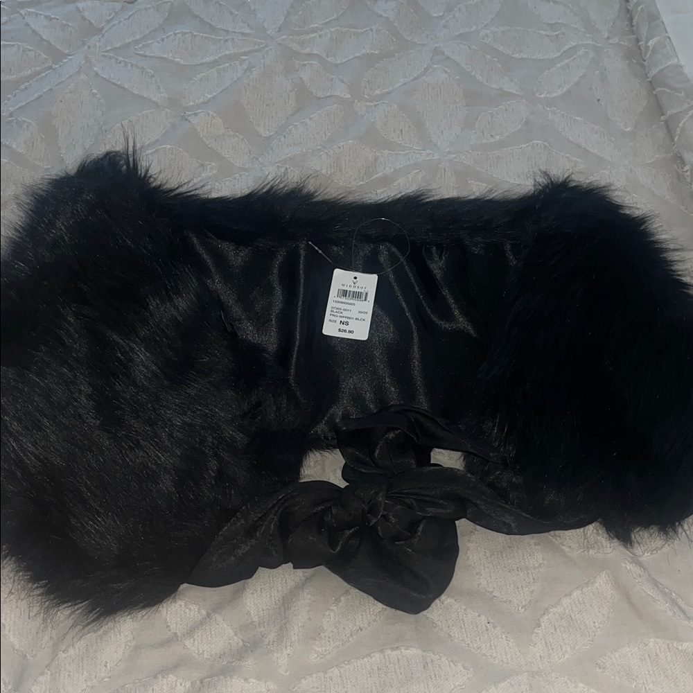 Windsor Black Faux Fur Wrap